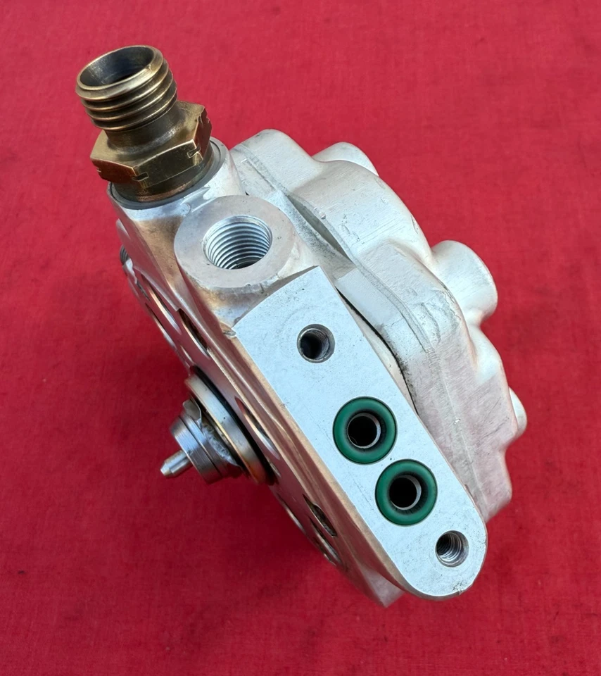 GENUINE BOSCH Fuel Distributor 1986-93 MERCEDES-BENZ W124 W126 W201 2.6L 3.0L I6 - Image 4 of 4