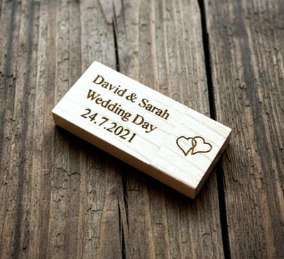 Personalisierter Memory Stick Holz mit Gravur individuell Hochzeit Jahrestag Geschenk