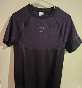 GymShark Onyx Shirt | eBay