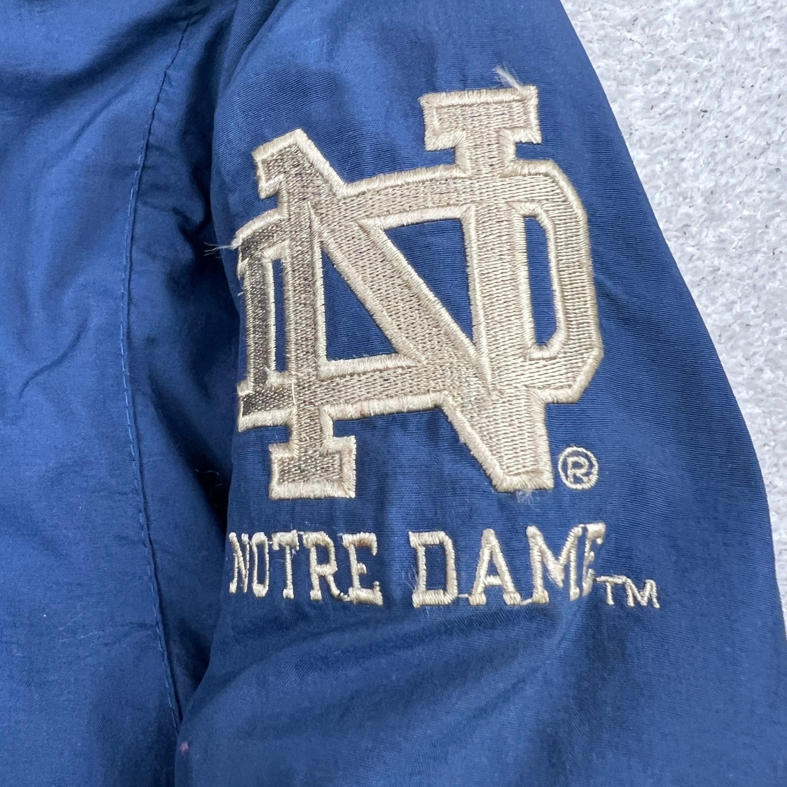 Vtg Starter Notre Dame Fighting Irish Puffer Jacket Mens Medium Blue 90s image 3