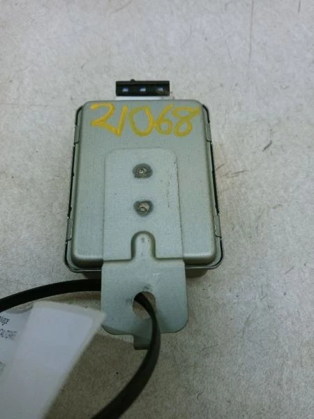 2000-2004 MITSUBISHI ECLIPSE CRUISE CONTROL MODULE OEM USED MR490822 - Image 3 of 4