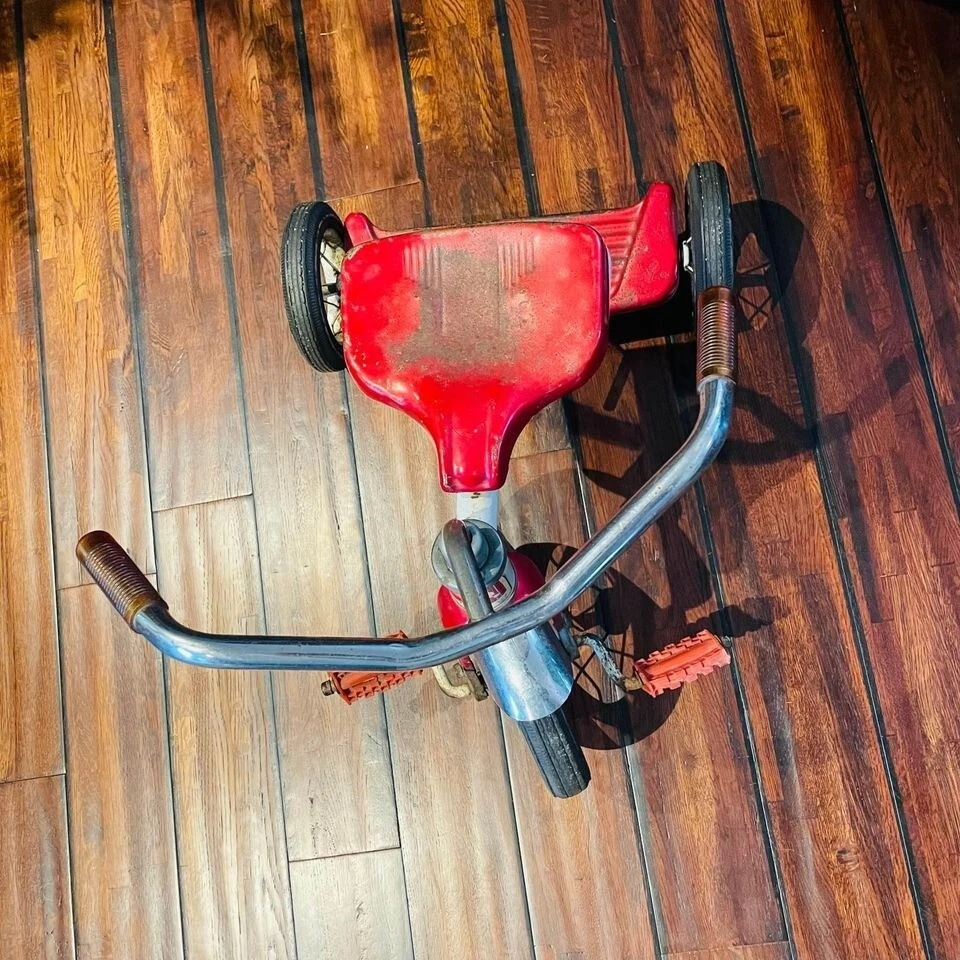 Triciclo AMF Junior de metal rojo años 60 Foto 3 de 4