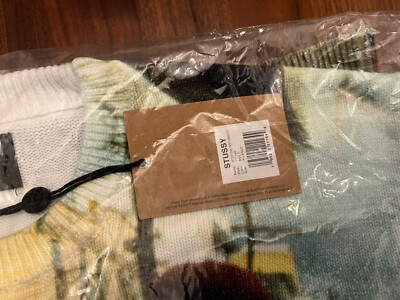 STÜSSY © 2022 PETER TOSH PRINT MID GAUGE COTTON SWEATER STÜSSY © 2022 PETER TOSH PRINT MID GAUGE COTTON SWEATER
