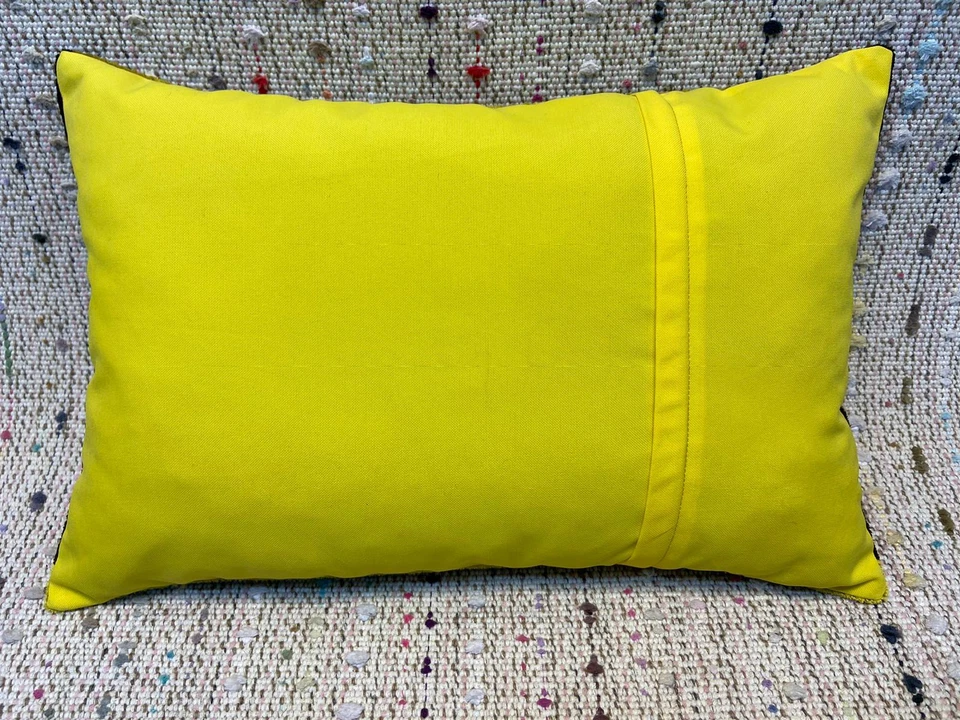 Almohada de terciopelo Panther Ikat, 16x24, funda de cojín lumbar de seda, almohadas lumbares Foto 4 de 4