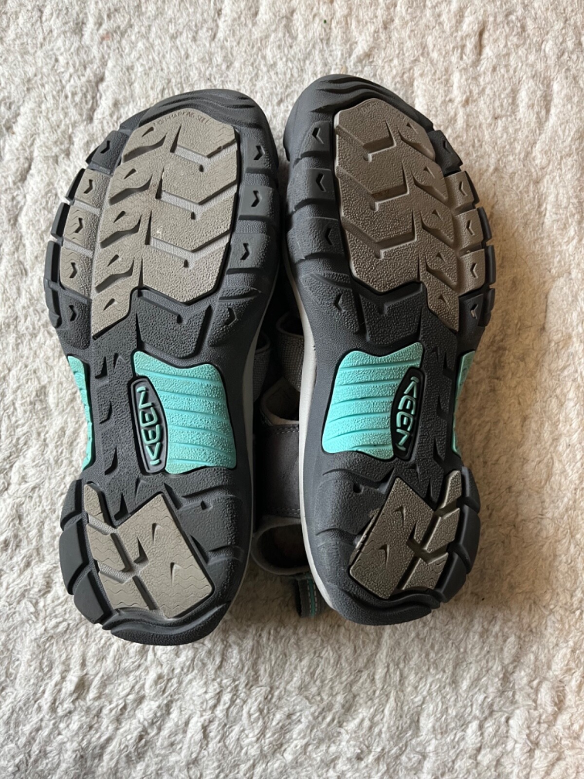 Scarpe sandali da trekking all'aperto leggermente usati taglia 9Keen Whisper misura 8 5