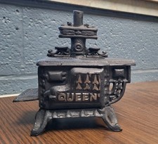 Vintage Queen Miniature Cast Iron Stove