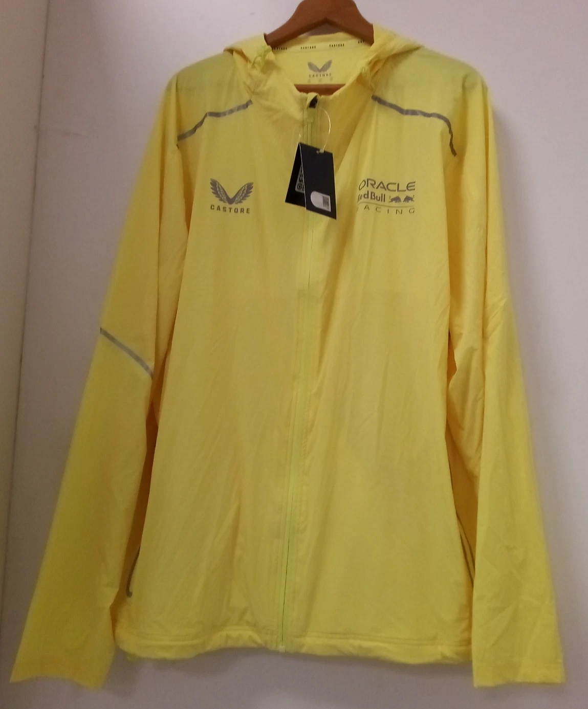 Castore Yellow Windbreaker Active Dual Men's Red Bull Racing F1 Size UK 3XL -NEW
Opens in a new wind