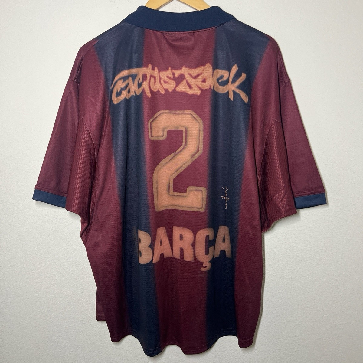 ウェア CJ X FC BARCELONA RETRO 2000/01 JERSEY CJ X NIKE X FC BARCELONA RETRO 2000/01 HOME SKELETON JERSEY Size