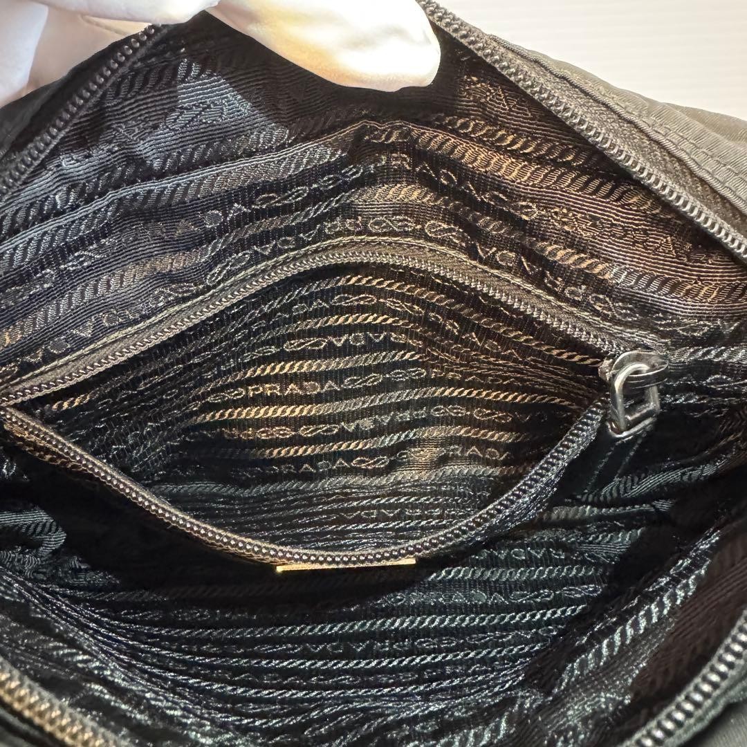 Excellent Condition PRADA Shoulder Bag Camera Bag   Model Triangle Logo Black thumbnail 8