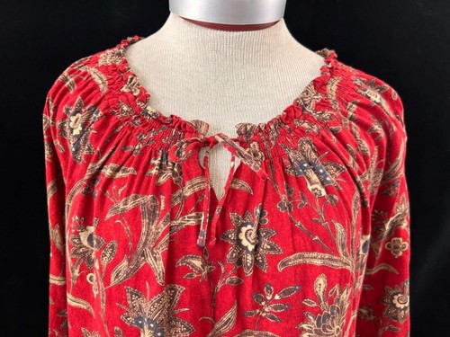 CHAPS blouse top size XL 3/4 sleeve smocked neckline red tan floral - Picture 2 of 6