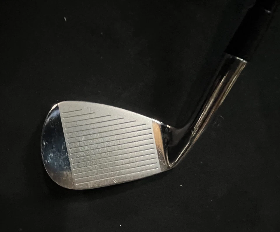 KZG FORGED 11-M SINGLE 8 IRON RIGHT HANDED GRAPHITE PROCUSTOM GRAPHITE LAMKIN A1 - Image 2 of 4