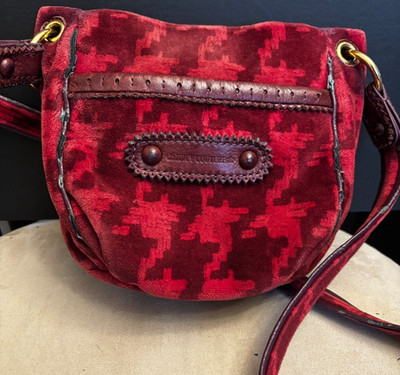 Juicy Couture Vintage Red Velvet Messenger Bag Purse magnet closure 8.5''x5.5''