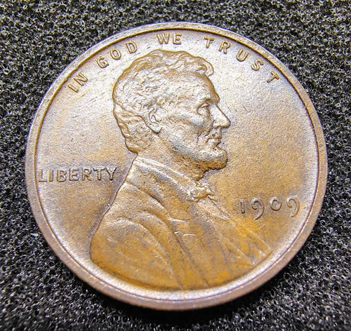 1909 VDB Lincoln Wheat Cent - Philadelphia Mint - AU++ Condition - Nice Toning