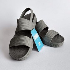 Reef Water Vista Women's Sandal - Seagrass Gray - Size 6 - NWT
