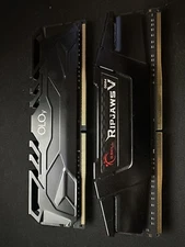 OLOy (3000Mhz) DDR4 / G.skill Ripjaw (3200) DDR4 (8x2)   *NO DUAL CHANNEL* 