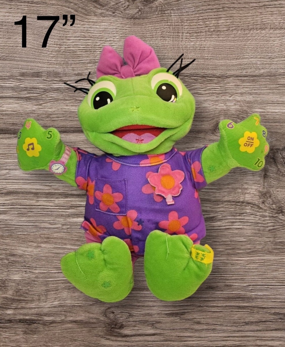 2000 Leap Frog Loveable Lily Musical Talking & Singing Plush Doll