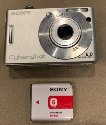 Sony Cyber-shot DSC-W30 6.0MP Digital Camera - Untested For Repair
