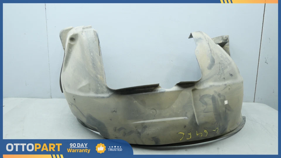 Guardabarros interior delantero izquierdo Jaguar XF 2010-2019 revestimiento protector contra salpicaduras OEM AW93-166563 Foto 3 de 4