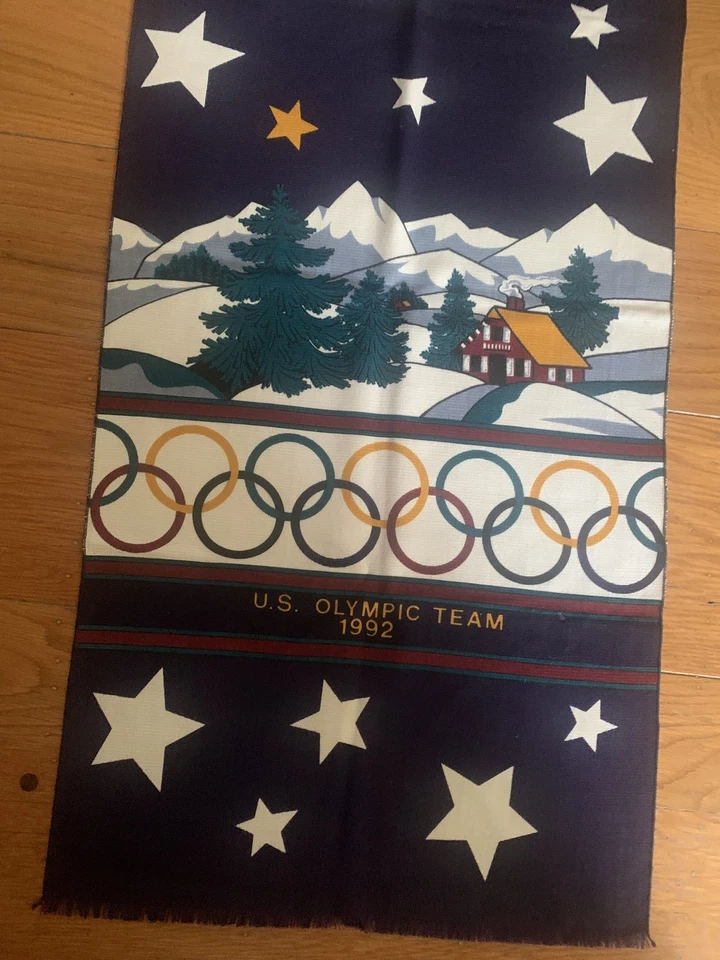 Cachecol de lã da equipe olímpica dos EUA 1992 NOVO SEM ETIQUETAS, ALBERTVILLE, FRANÇA.FEITO NA ITÁLIA, 18 X 76 - Imagem 2 de 4
