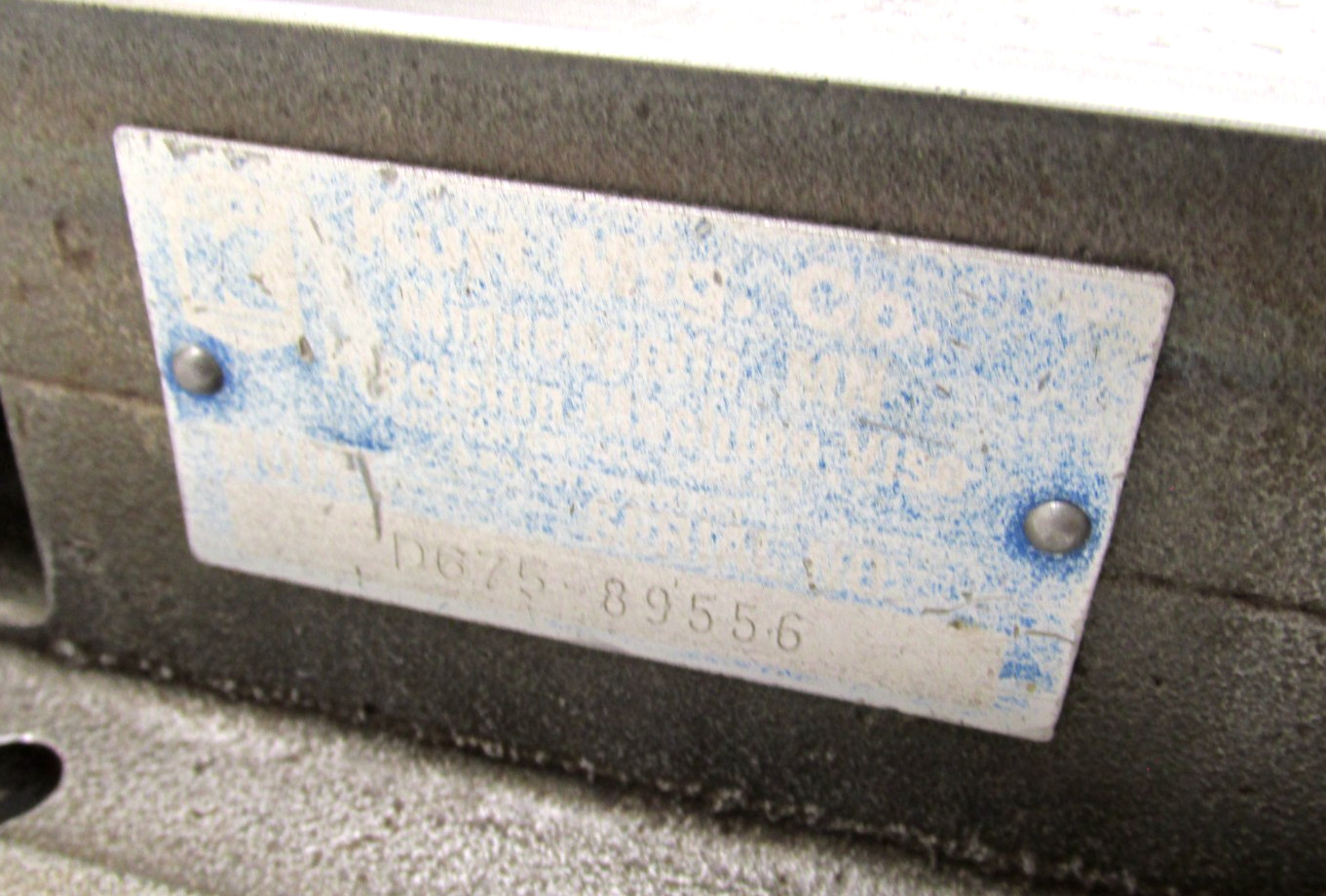 KURT ANGLOCK 6" MILLING MACHINE VISE w/ HANDLE - #D675