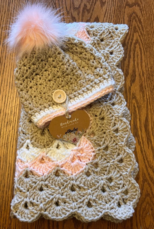 Pinky & Khaki farmhouse  handmade crochet  Baby  blanket & hat set  - Image 3 of 4
