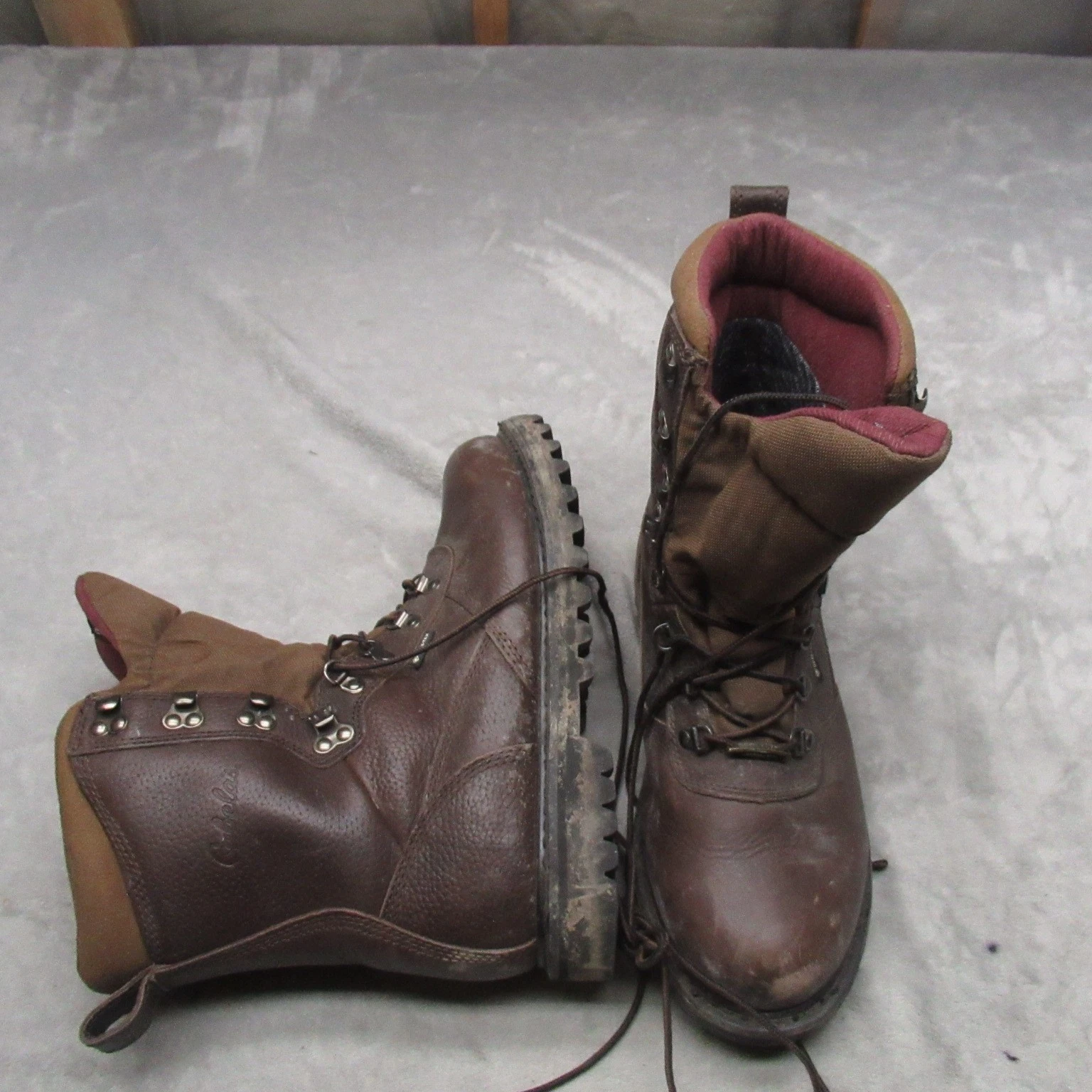 Cabelas Mens 10.5D Hunting Boots Brown Iron Ridge Goretex Waterproof Insulated