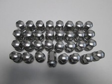 Chevy Gmc 1500 2500 3500 Factory Oem Lug Nuts 14 1.5 Lugs Set Stainless
