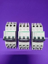 MERLIN GERIN MGN61331 /SCHNEIDER MULTI 9 C60 C 15A CIRCUIT BREAKER LOT OF 3