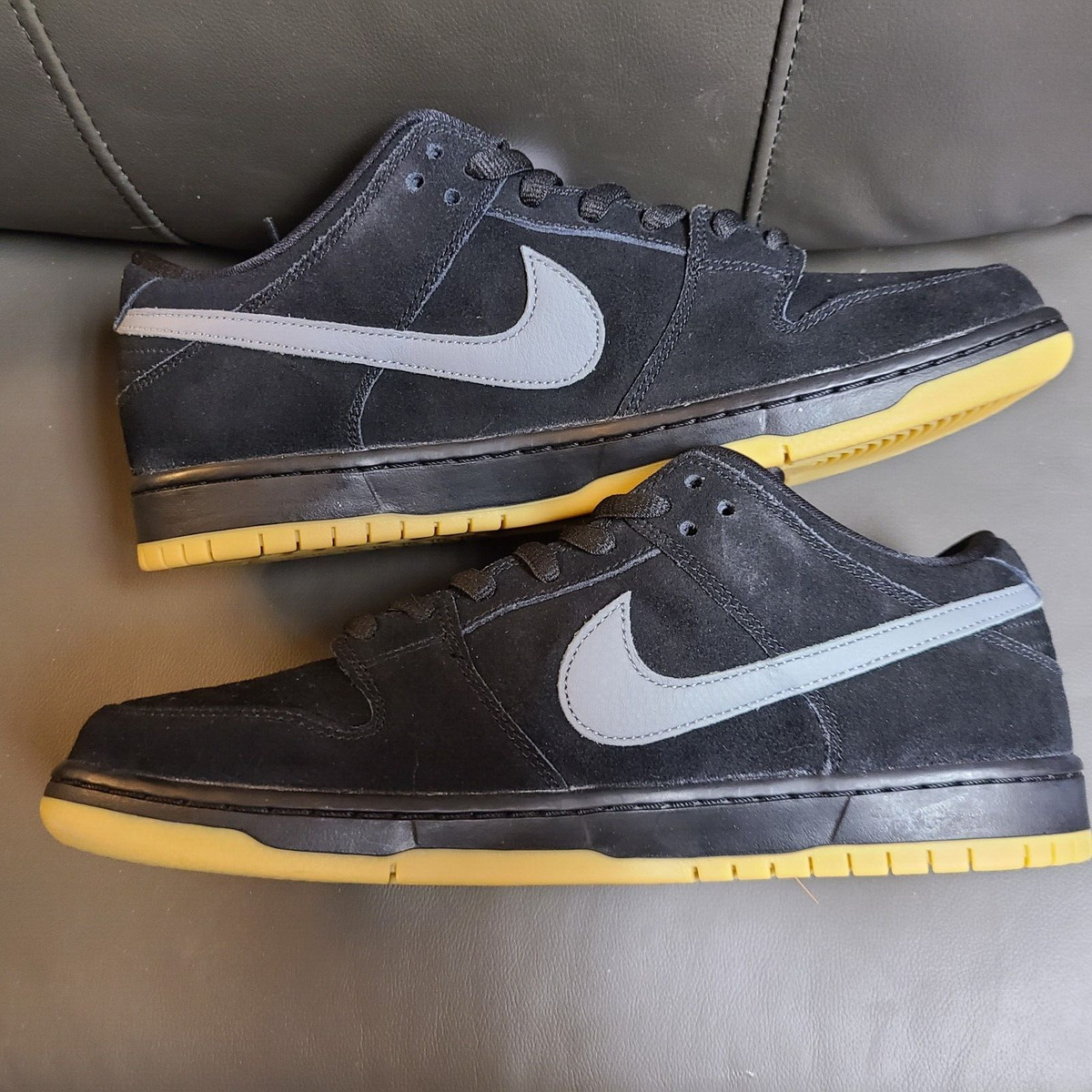 Men's Size 11 Nike Dunk SB Low Fog Black Cool Gray Suede Gum