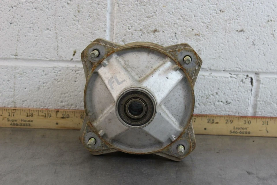 Polaris Cyclone 250X 1987 rueda delantera buje izquierdo tambor de freno A429 Foto 2 de 4