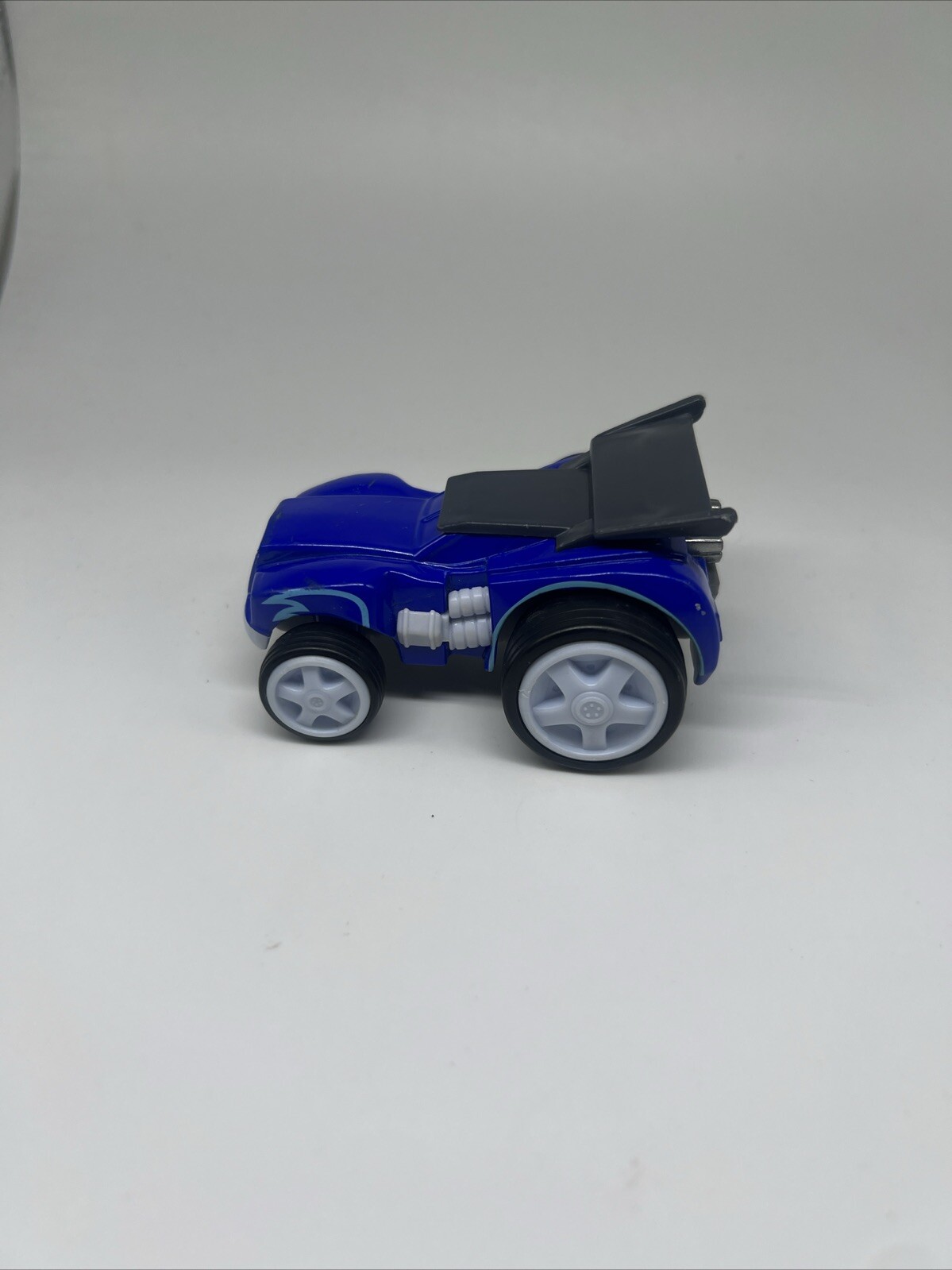 Picture 4 of 6