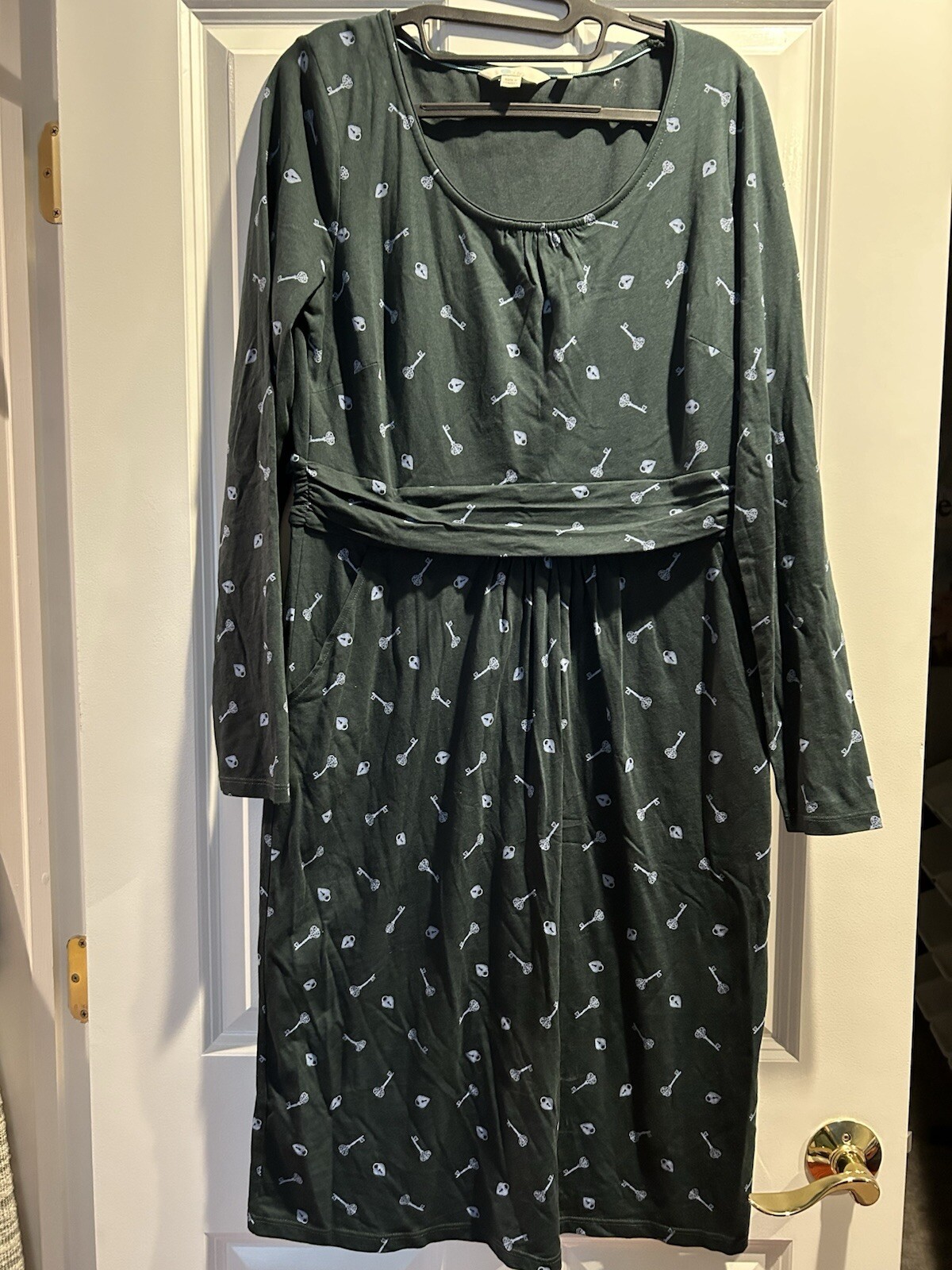 132. Boden Green Abigail Heart Lock Key  Jersey Dress Sz 10L
