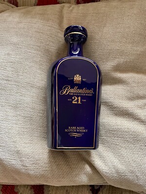 BALLANTINE'S BLAUE PORZELLAN KERAMIK KARAFFE 21 JAHRE ALT GEMISCHT SCOTCH WHISKY