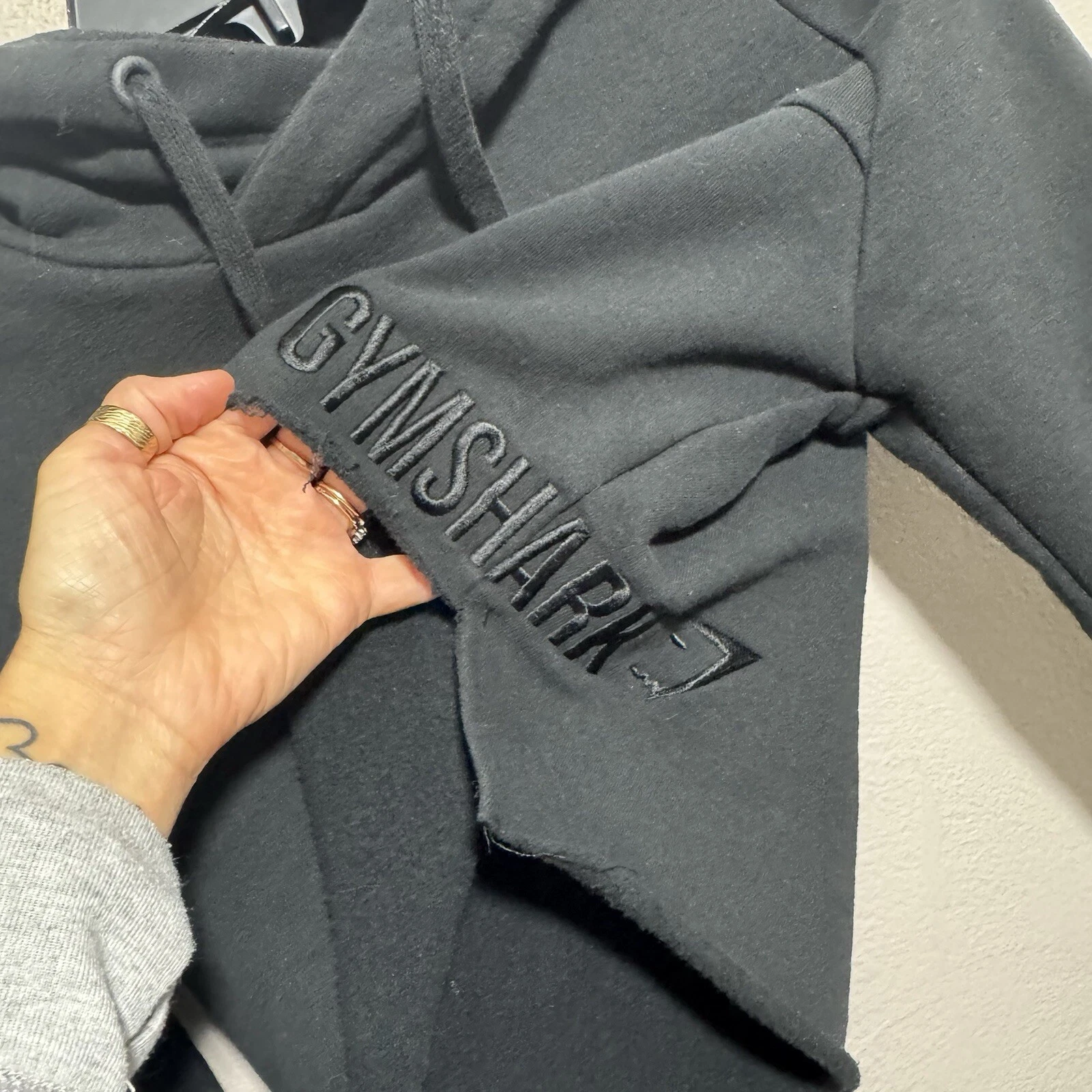 gymshark cropped pullover hooded sweatshirt yoga hoodie