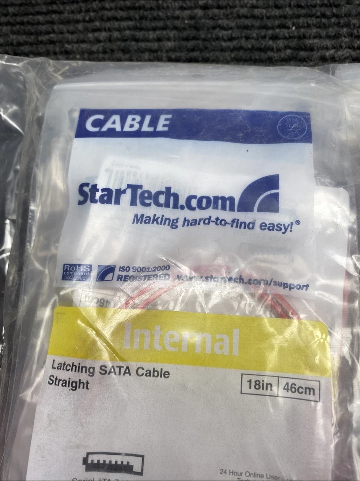 Bag of 20 Startech 18in SATA Cable Straight - Red - Image 2 of 4