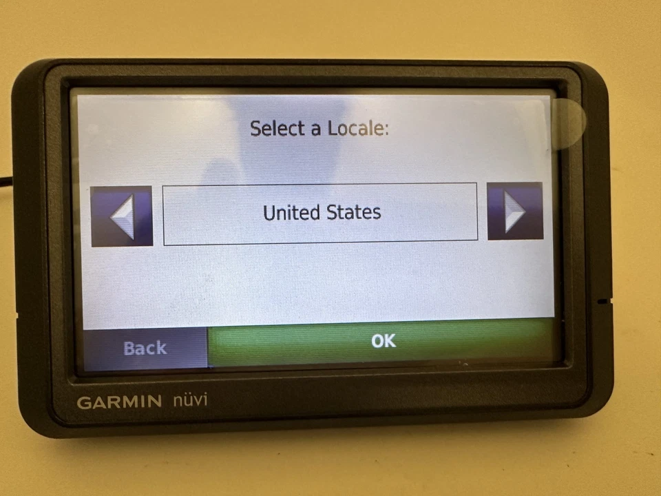 Garmin Nuvi 255W Portable GPS Automotive Navigation -Refurbished- Free Shipping - Image 2 of 4