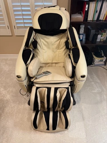 Inada DreamWave Massage Chair – Refurbished + 1 Year Warranty  Local Pickup only