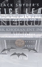 Hot Toys TMS085 JL 1 6 Batman Tactical Batsuit action Figure's 3 Batarangs Only