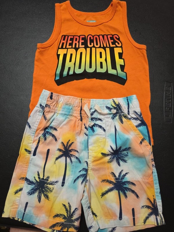 Boys Sz 2T Tropical Print Shirts And Matching Tank Outfit