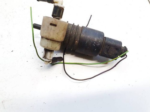 1j0973722 Waschwasserpumpe, Scheibenreinigung  Volkswagen Golf DE2634564-67