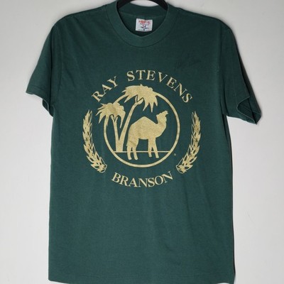 Signed Vintage Ray Stevens Branson Camel T-Shirt Size M Green Gold Single Stitch