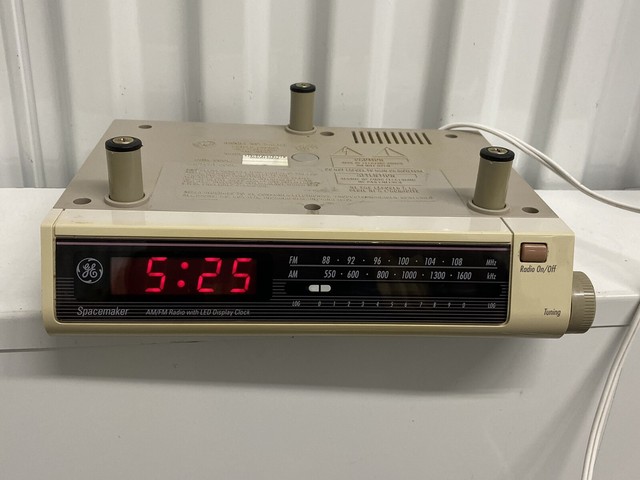 Vtg Emerson Am Fm Clock Radio Under Cabinet Mount Kitchen