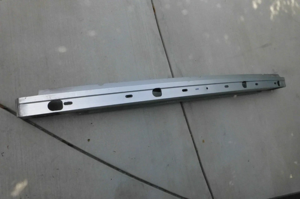 Soporte de viga de refuerzo de parachoques trasero Bentley Arnage 2001-2004 PT55386PD OEM OE Foto 4 de 4