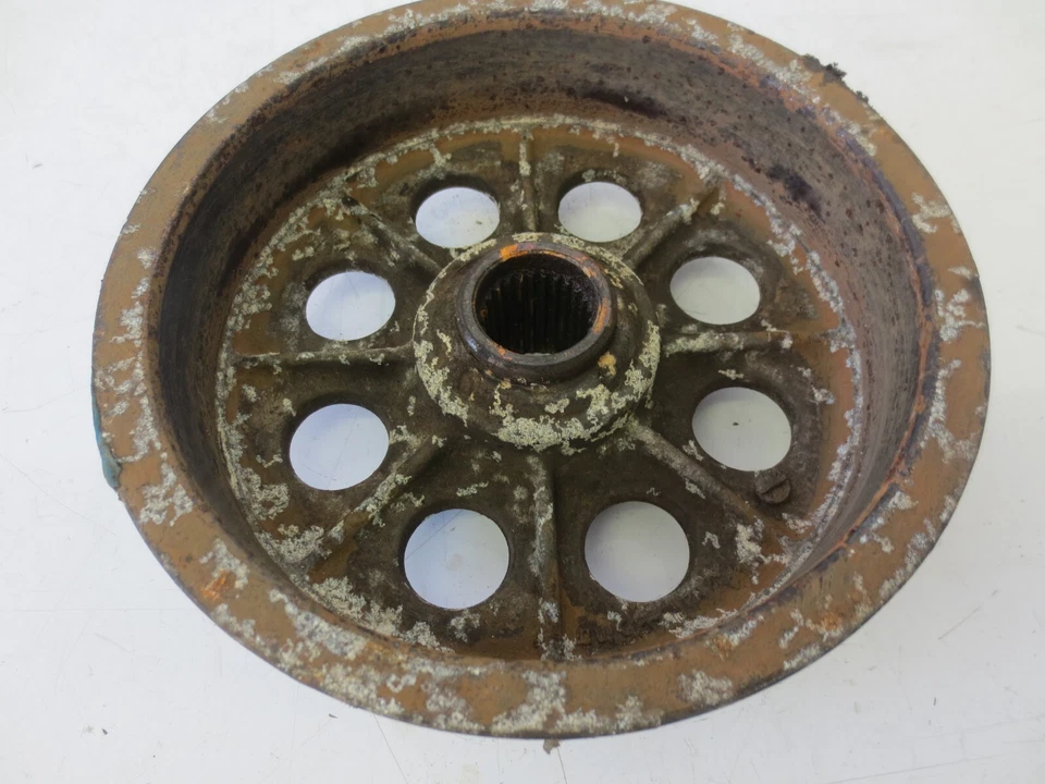 Honda Fourtrax TRX 250 1985 ATV usado OEM tambor de freno trasero - superficie Foto 2 de 2