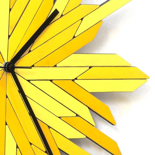 Organic wooden wall clock in shades of yellow - Haystack - Picture 5 of 11