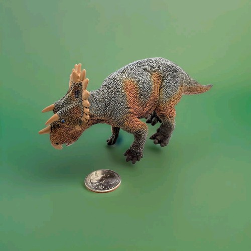 Regaliceratops Prehistoric World Figure Safari Ltd Frilled Dinosaur Reptile Toy - Picture 3 of 11