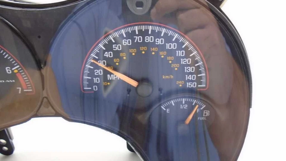 00 01 02 03 GRAND AM SPEEDOMETER US GT CLUSTER 577718 Foto 2 de 4