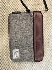 Borsa a marsupio The Herschel Supply Co. grigia bordeaux vergine atlantica 8,5”x6” perfetta