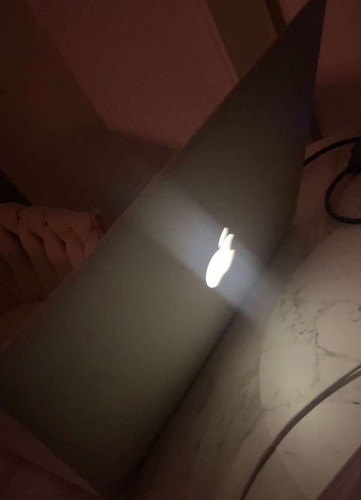 *_Apple MacBook Air, A1466, 2015, 1.6 GHz Intel Core i5, 8 GB RAM, 128 GB SSD_* - Photo 7/13