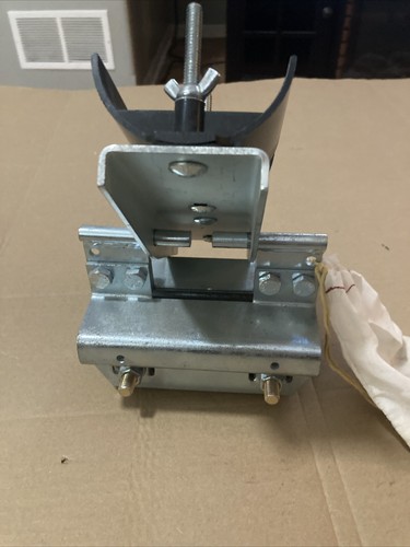 GLEASON Festoon Intermediate Trolley: I-Beam, Flat, 1.25 in – 3.5", 5.5" length - Picture 9 of 15